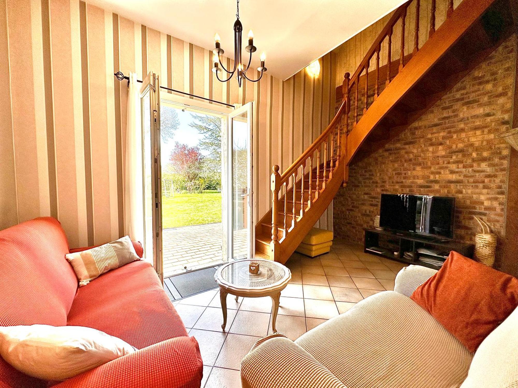 Le Gite D'En Bas Quesnoy-le-Montant Exteriör bild